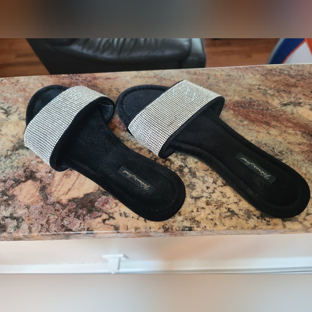 Victoria's Secret Rhinestone Slipper Sandals